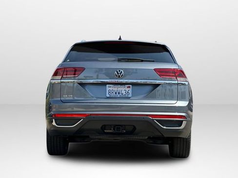 Used 2020 Volkswagen Atlas Cross Sport SE w/ Towing Package image 6