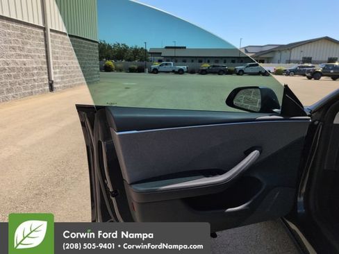 Used 2025 Tesla Model 3 Long Range RWD image 10