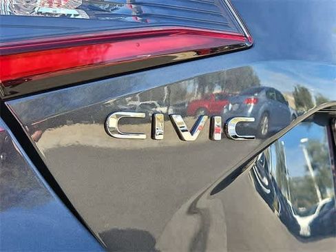 Used 2025 Honda Civic Sport image 12
