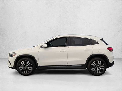Used 2026 Mercedes-Benz GLA 250 image 9
