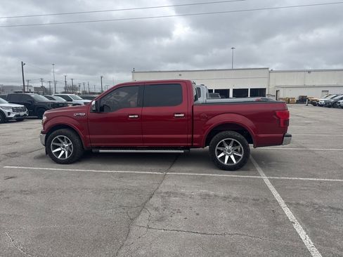 Used 2019 Ford F150 Lariat image 10