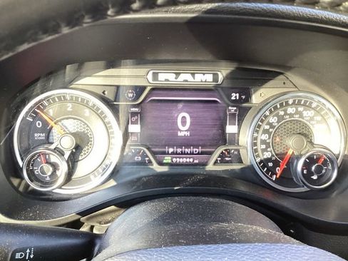 Used 2022 RAM 1500 Laramie image 11