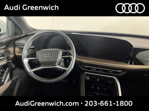 Used 2025 Audi Q5 Premium Plus w/ Premium Plus AWD/4WD image 19