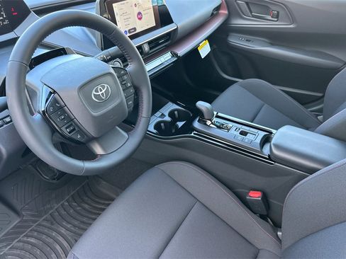 New 2026 Toyota Prius SE image 10