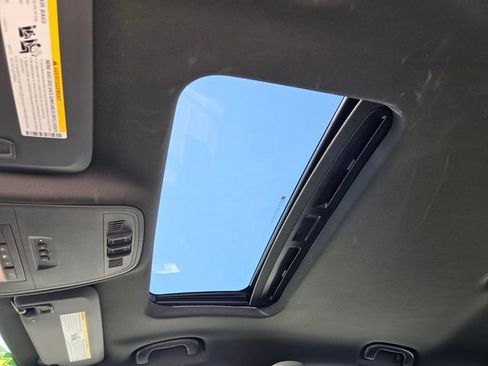 Used 2017 Buick Regal GS w/ Driver Confidence Package #1 image 20