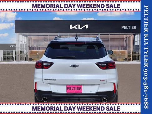 Used 2025 Chevrolet TrailBlazer RS w/ Convenience Package FWD image 5