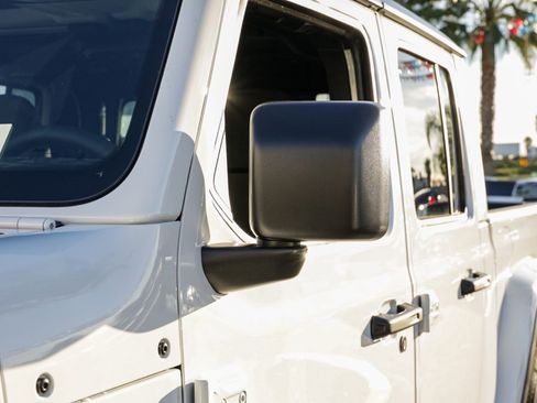 New 2026 Jeep Gladiator Sport image 12