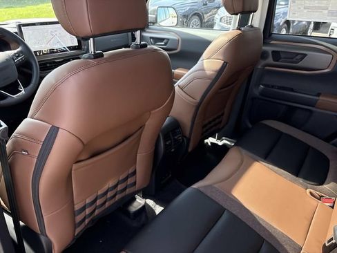 New 2026 Ford Bronco Sport Outer Banks w/ Outer Banks Tech Package+ AWD/4WD image 17