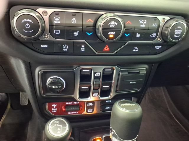 Used 2025 Jeep Gladiator Rubicon w/ Convenience Group AWD/4WD image 25