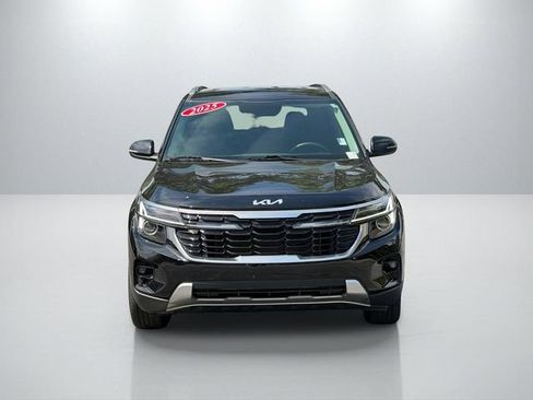 Certified 2025 Kia Seltos EX FWD image 2