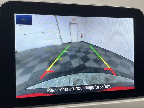 Certified 2022 Ford Escape SE w/ Convenience Package image 6