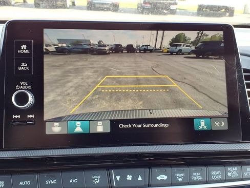 Used 2025 Honda Odyssey Sport-L image 22