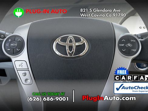 Used 2012 Toyota Prius Three image 16