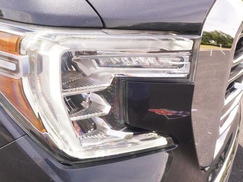 Used 2021 GMC Sierra 1500 SLT w/ SLT Premium Package AWD/4WD image 32