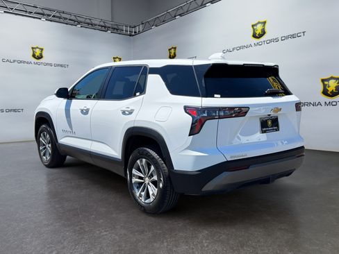 Used 2025 Chevrolet Equinox LT FWD image 3
