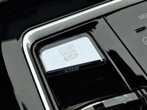 Used 2024 BMW 760i xDrive AWD/4WD image 26