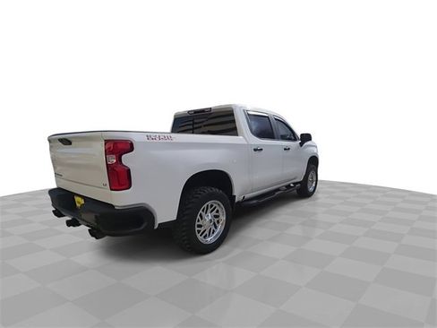 Used 2021 Chevrolet Silverado 1500 LT Trail Boss w/ Convenience Package II image 8