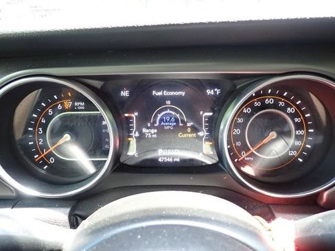 Used 2021 Jeep Wrangler Unlimited Sport AWD/4WD image 15