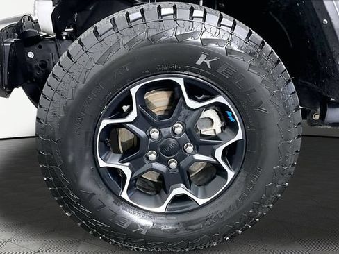 Used 2023 Jeep Wrangler Unlimited Rubicon 4xe AWD/4WD image 32