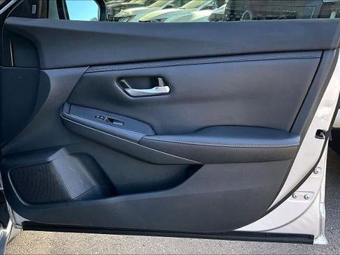 Certified 2021 Nissan Sentra S image 22