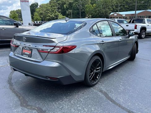 New 2026 Toyota Camry SE FWD image 3