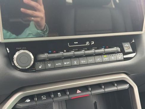New 2026 Toyota Sequoia Platinum AWD/4WD image 16