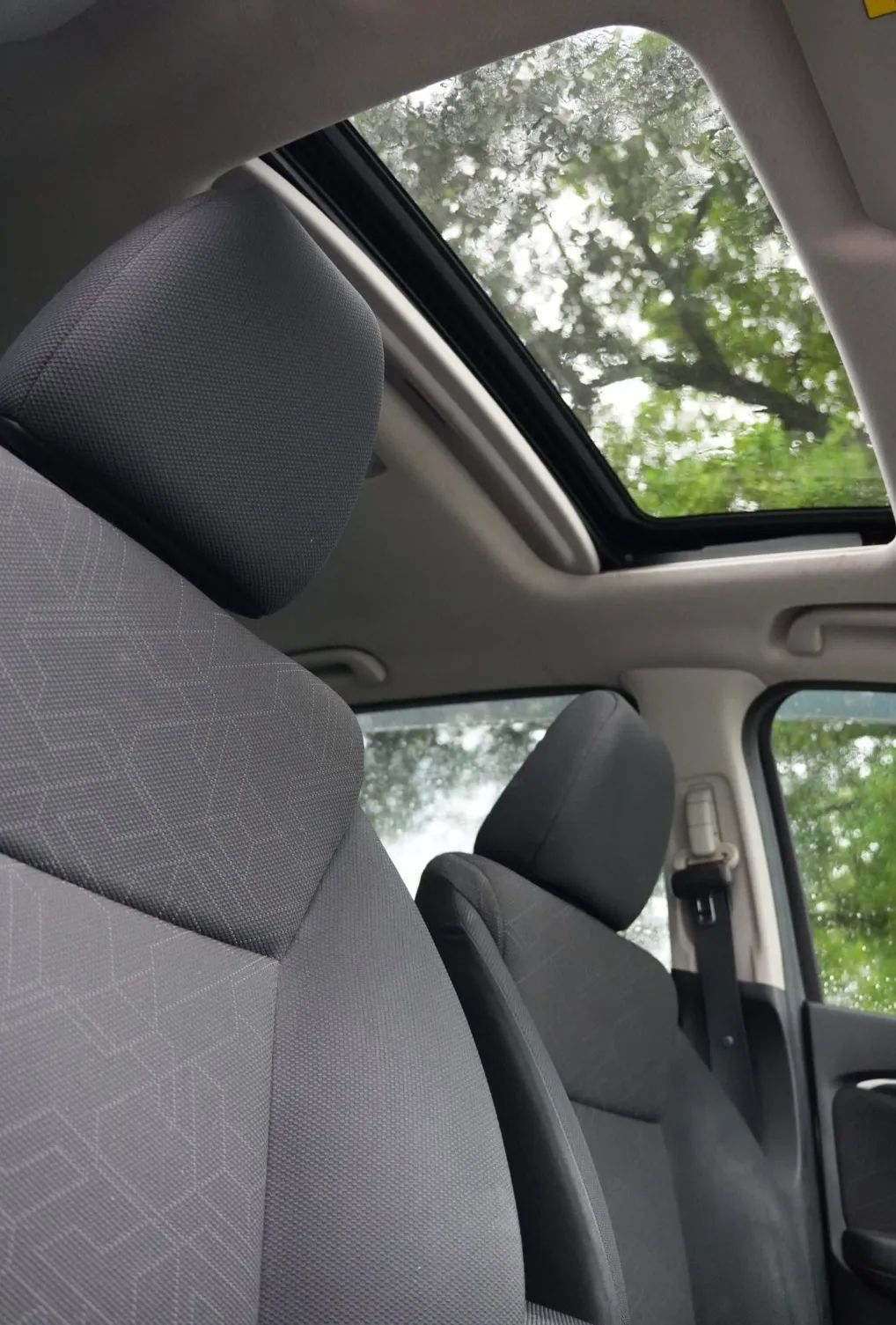 Used 2015 Honda Fit EX image 11