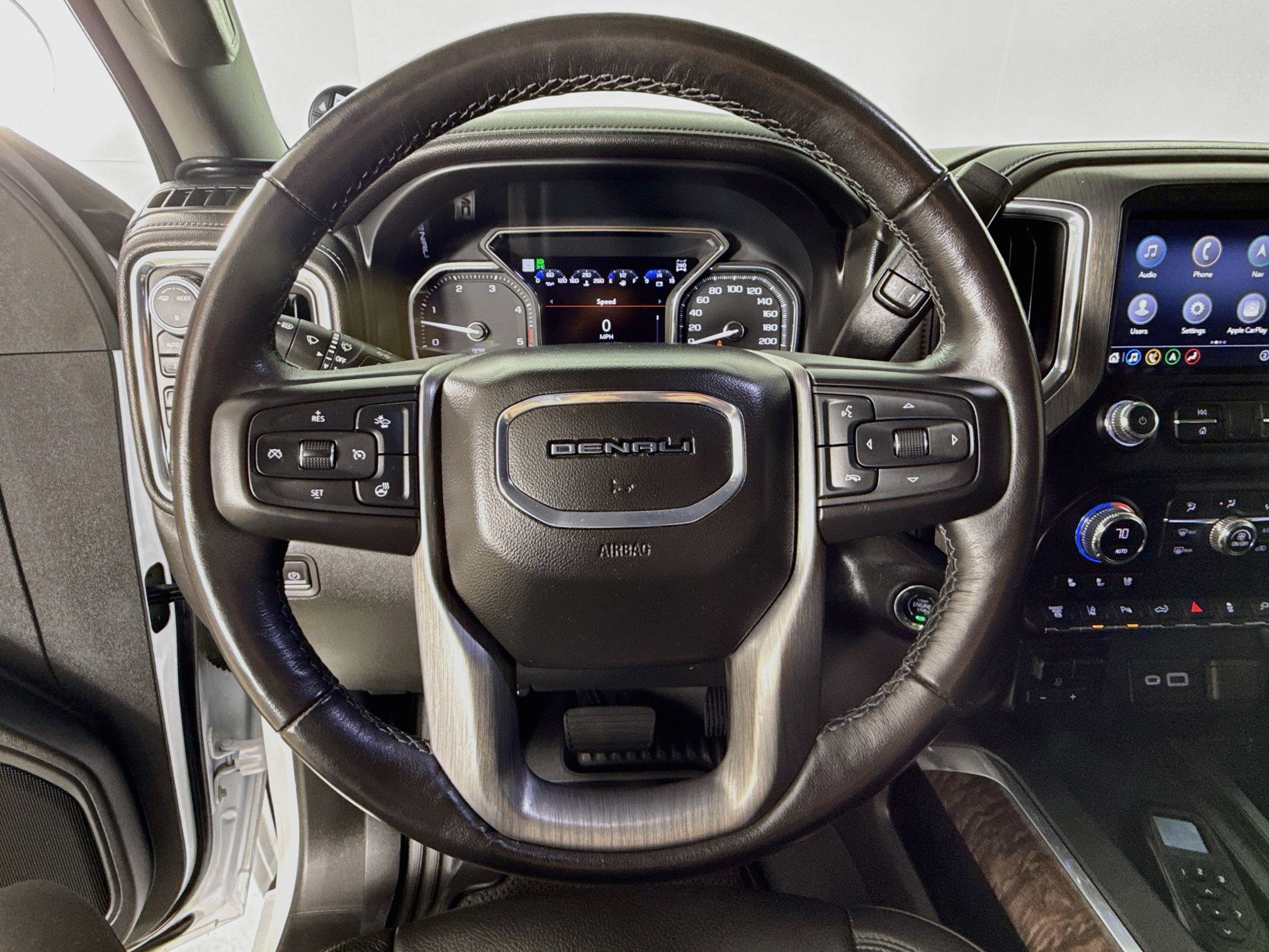 Used 2020 GMC Sierra 2500 Denali w/ Denali Ultimate Package AWD/4WD image 13