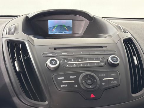 Used 2018 Ford Escape SE FWD image 16