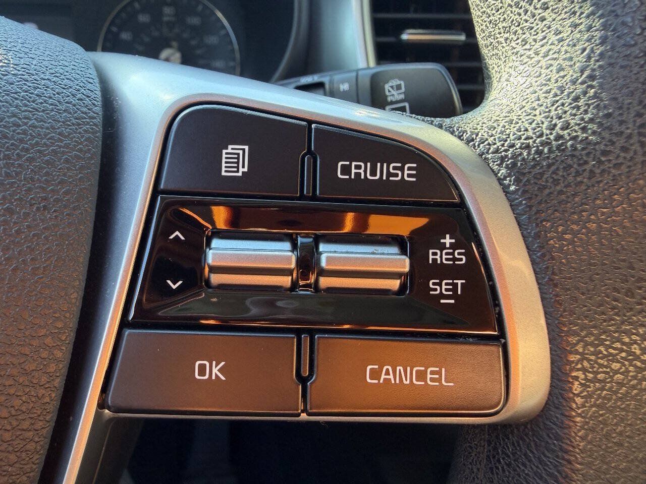 Used 2019 Kia Sorento L FWD image 14