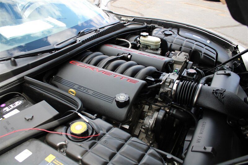 Used 1999 Chevrolet Corvette Coupe w/ Memory Pkg RWD image 23