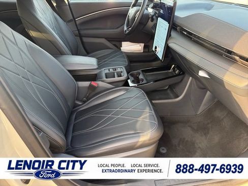 Used 2025 Ford Mustang Mach-E Select RWD image 13