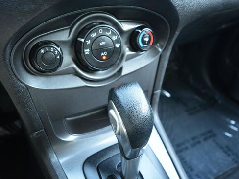 Used 2017 Ford Fiesta S FWD image 22