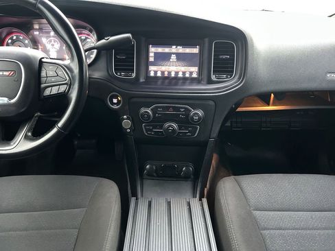 Used 2019 Dodge Charger Police image 12