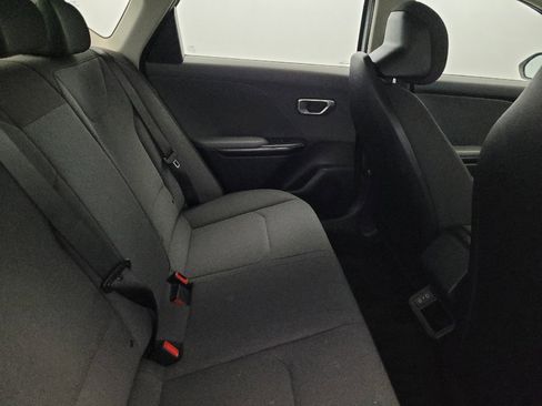 Used 2025 Kia K4 FWD image 19