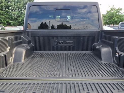 Used 2026 Jeep Gladiator Rubicon AWD/4WD image 28