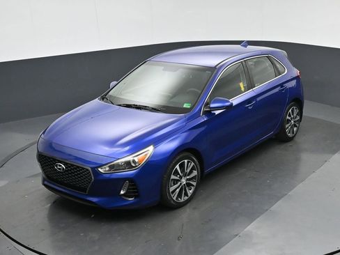 Used 2018 Hyundai Elantra GT image 52