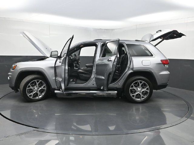 Used 2021 Jeep Grand Cherokee Limited w/ Luxury Group II AWD/4WD image 44