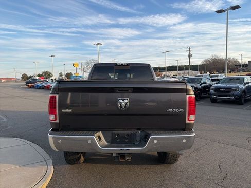 Used 2018 RAM 2500 Laramie w/ Cold Weather Group image 4