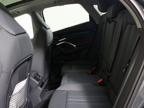 New 2025 Audi Q5 Premium Plus image 21