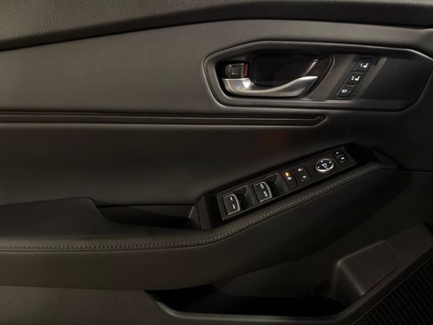Used 2024 Honda Accord Touring image 10