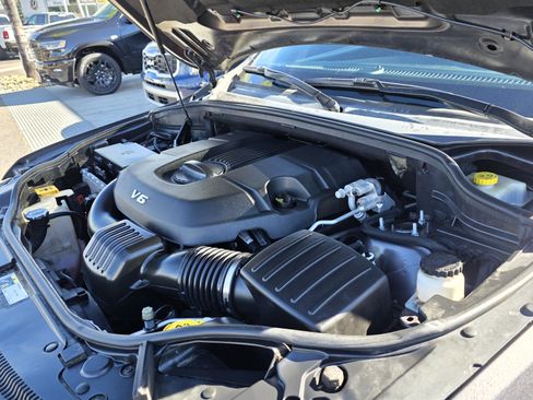 Used 2015 Jeep Grand Cherokee Altitude image 18