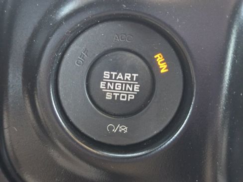 Used 2020 Jeep Wrangler Unlimited Rubicon AWD/4WD image 23