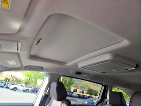 New 2026 Honda Odyssey Touring image 21