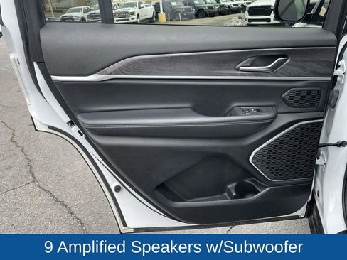 Certified 2022 Jeep Grand Cherokee L Limited image 22