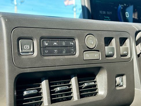 New 2026 Chevrolet Brightdrop 400 image 18