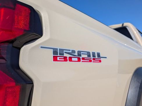 Used 2023 Chevrolet Colorado Trail Boss w/ Advanced Trailering Package image 7