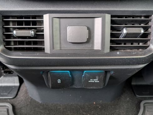 Certified 2022 Ford F150 XLT w/ Equipment Group 302A High image 16