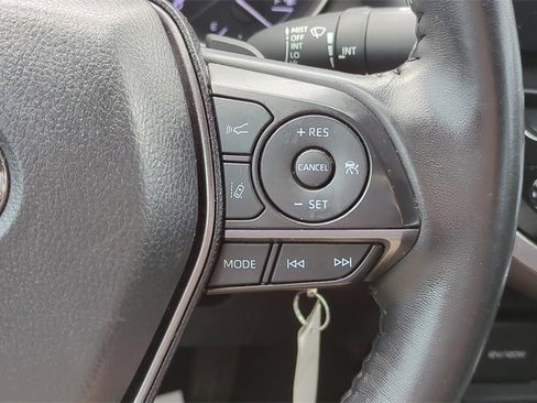 Used 2024 Toyota Camry SE image 22