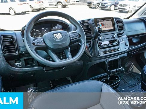 Used 2025 RAM ProMaster 2500 w/ Convenience Group FWD image 30